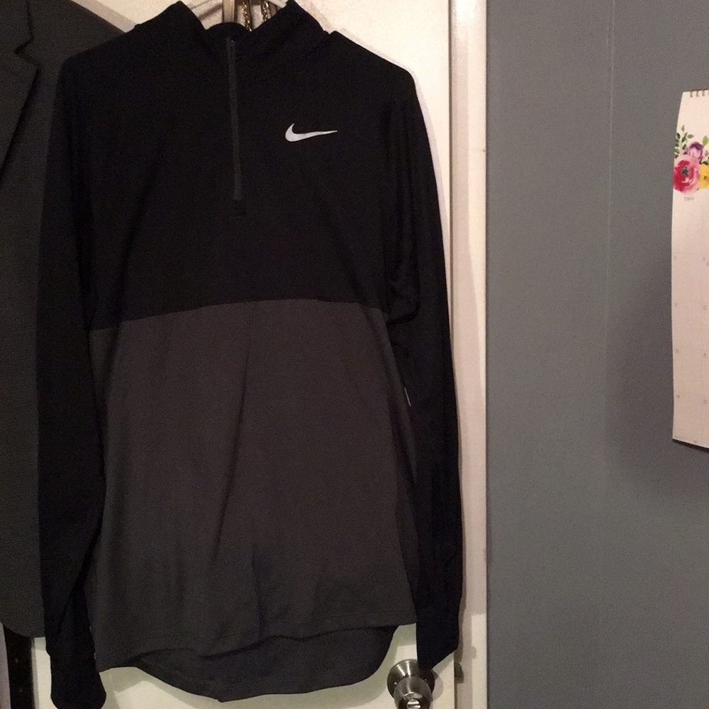 Nike Pullover